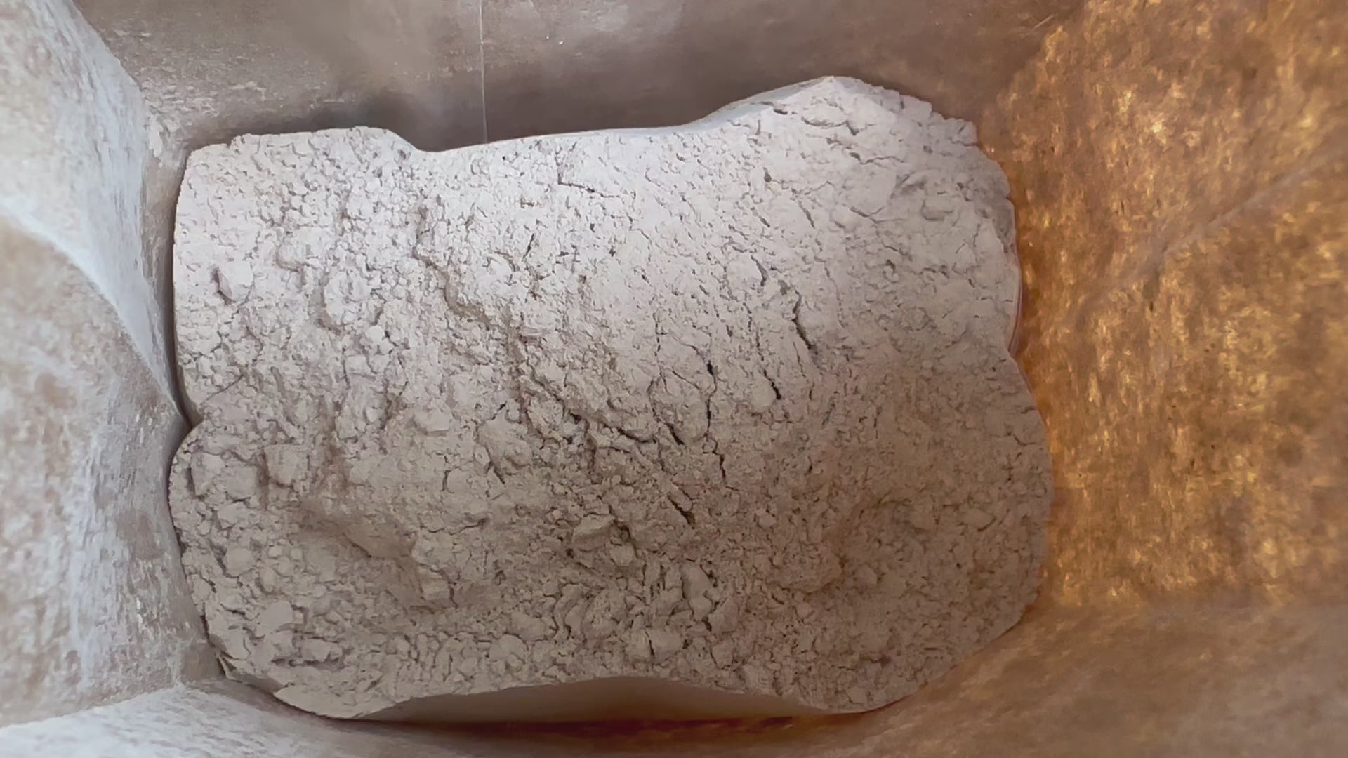 2.5lb Azomite